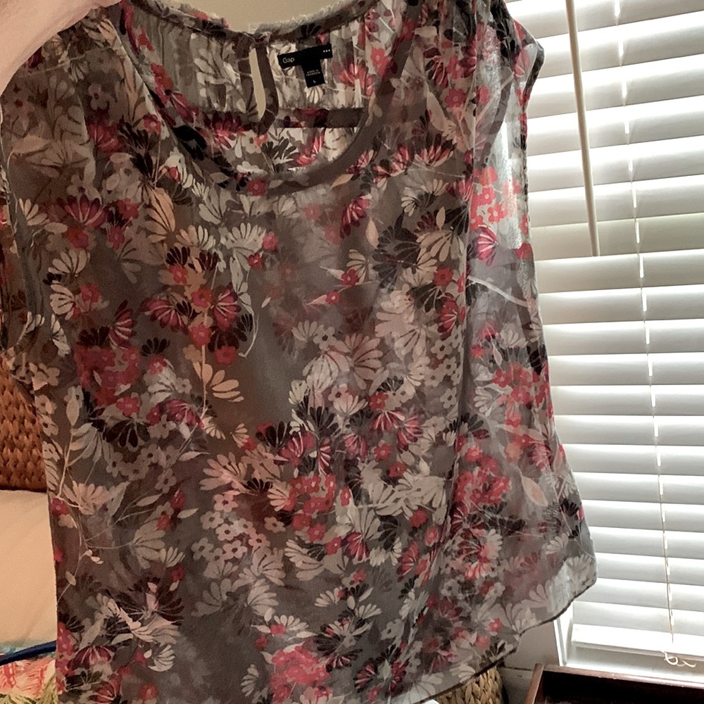 Gap Floral Top